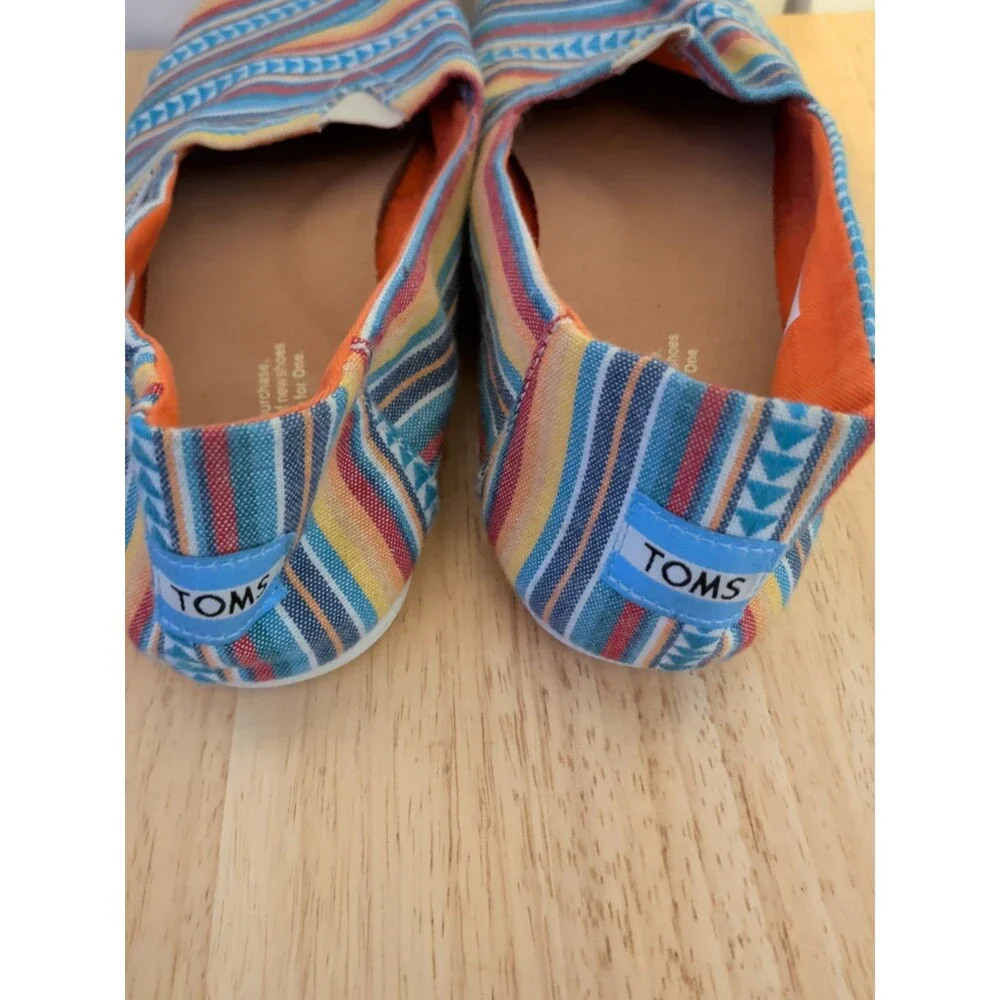 TOMS Women's Stripe Slip On Flats Size 10